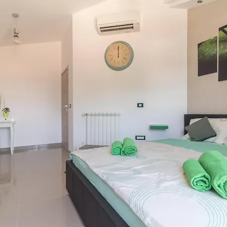 Superb Maxima With Private Pool, Sauna, Jacuzzi, Playground For Up To 18 Persons, Extra Pool Heating Available *