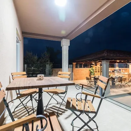 Superb Maxima With Private Pool, Sauna, Jacuzzi, Playground For Up To 18 Persons, Extra Pool Heating Available * Valtura