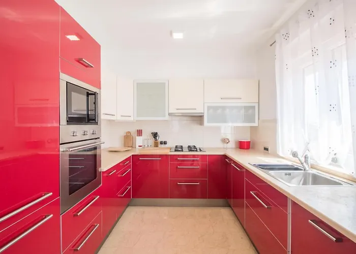 Superb Maxima With Private Pool, Sauna, Jacuzzi, Playground For Up To 18 Persons, Extra Pool Heating Available